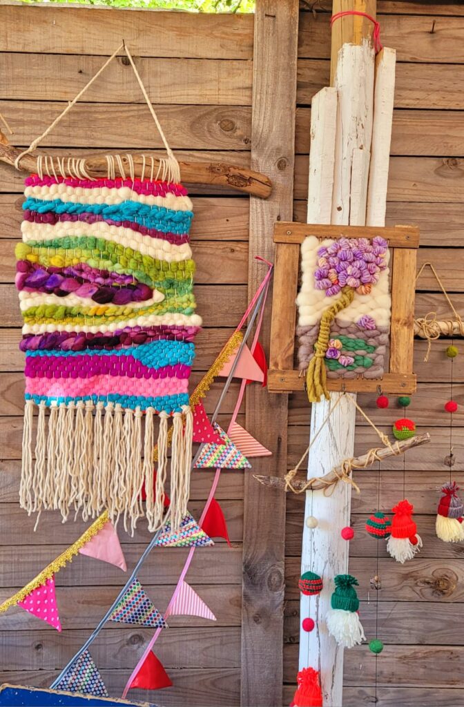 artesanias en tejido y madera